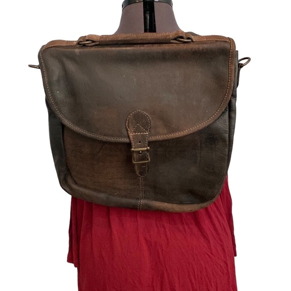Leather Messenger Bag Color Brown Bag/Backpack Sz 14”x14”x3.5” 1 Button 1Pocket - Picture 6 of 15